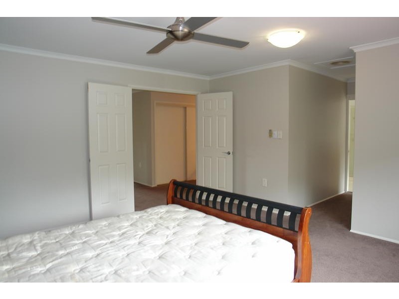 31 Church Road, Bellbowrie QLD 4070